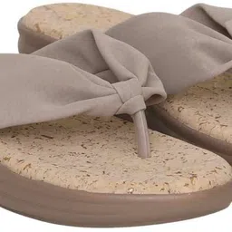 lascia Women Wedges Sandal image 2