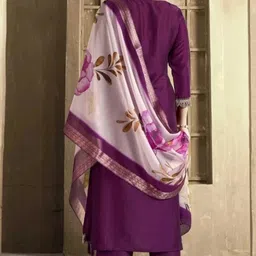 hkbdfab Embroidered Kurta, Trouser/Pant & Dupatta Set image 3