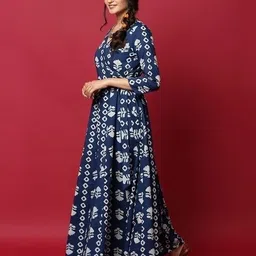 aadvisoul Floral Print Pure Cotton Stitched Flared/A-line Gown image 3
