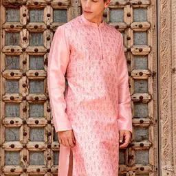 HOUSE OF DEYANN Ethnic Motifs Embroidered Mandarin Collar Sequinned Kurta-image-47