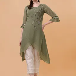 Berrylicious Women Green Floral Embroidered Beads and Stones Kurta with Trouser-picture-15