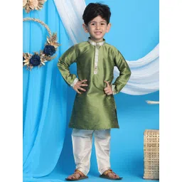 VASTRAMAY Boys Mandarin Collar Long Sleeves Cotton Silk Kurta With Pyjamas-picture-21