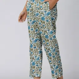 SPARSA Floral Printed Regular Pure Cotton Kurta with Palazzos image 2