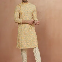 Manyavar Men Green Angrakha Kurta with Pyjamas-picture-31