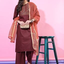 Vishudh Women Burgundy Straight Kurta With Cropped PalazzoAnd Dupatta-picture-7