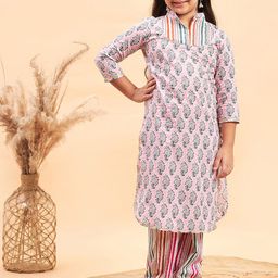 Stylo Bug Girls Ethnic Motifs Printed Regular Pure Cotton Kurta With Trousers-picture-29