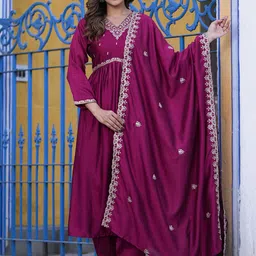 ASPORA Floral Embroidered Empire Sequinned Pakistani Style Kurta With Trouser & Dupatta-picture-23