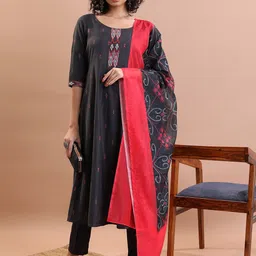 Vishudh Ethnic Motifs Printed Anarkali Kurta With Trousers & Dupatta-picture-4