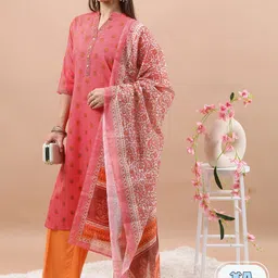 Vishudh Floral Printed Kurta With Palazzos & Dupatta-image-70