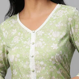 AURELIA Floral Printed A-Line Pure Cotton Kurta with Trousers image 4