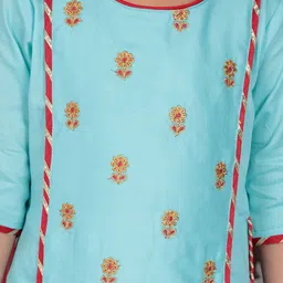 here&now x kinder kids Kinder Kids Girls Floral Embroidered Thread Work Pure Cotton Kurta with Trousers & Dupatta image 2