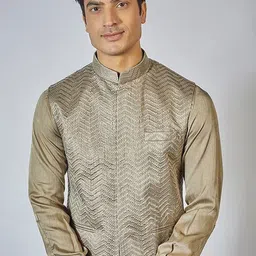 RNG Safawala Mandarin Collar Pure Cotton Straight Kurta With Trousers With Jacket image 2