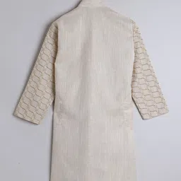 BAESD Boys Floral Embroidered Regular Chikankari Pure Cotton Kurta with Pyjamas image 3