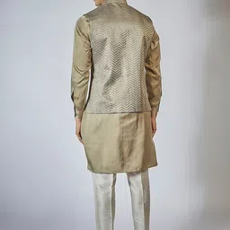 RNG Safawala Mandarin Collar Pure Cotton Straight Kurta With Trousers With Jacket image 3