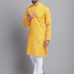 Armaan Ethnic Ethnic Motifs Printed Mandarin Collar Kurta with Pyjamas image 4