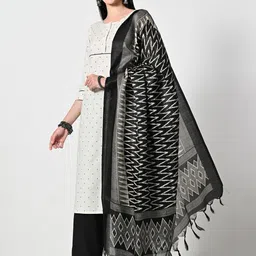 ALL WAYS YOU Ethnic Motifs Printed Straight Kurta with Palazzos & Dupatta image 4