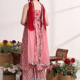 Yufta Floral Printed Gotta Patti Pure Cotton Anarkali Kurta with Trousers & Dupatta image 5