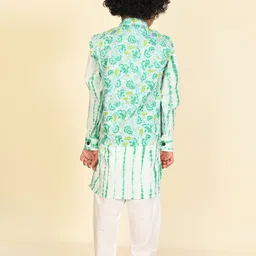 LIL PITAARA Boys Floral Printed Regular Pure Cotton Kurta With Pyjamas & Nehru Jacket image 2