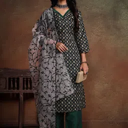 Sangria Green Paisley Printed Gotta Patti Straight Kurta With Trouser & Dupatta image 5