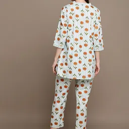 HERE&NOW Floral Printed Lace Inserted V-Neck Kurti with Trousers image 2