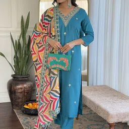 BAESD Ethnic Motifs Embroidered Sequinned V-Neck Straight Kurti With Trousers & Dupatta image 2