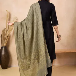 Anouk Black Ethnic Motifs Yoke Design Regular Thread Work Pure Cotton Straight Kurta Set image 3