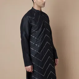 Melange by Lifestyle Men Geometric Embroidered Thread Work Pathani Kurta image 5