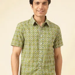 Fabindia Men Straight Floral Printed Spread Collar Casual Shirt-picture-37