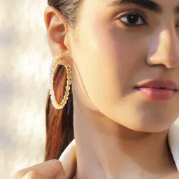 Rubans Voguish Circular Hoop Earrings image 4