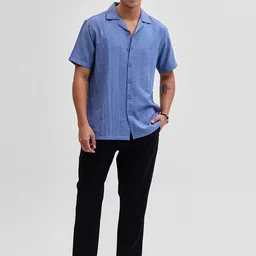 Snitch Men Relaxed Cuban Collar Textured Linen Casual Shirt image 2