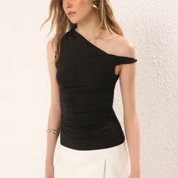 Trendyol One Shoulder Top-picture-30