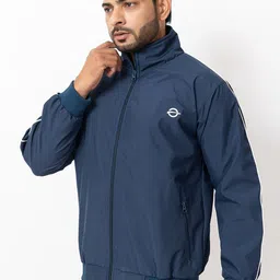 DDOUDDOU Men Stand Collar Solid Windcheater Sporty Jacket image 4