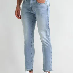 U.S. Polo Assn. Denim Co. Men Slim Fit Mid-Rise Light Fade Jeans image 5