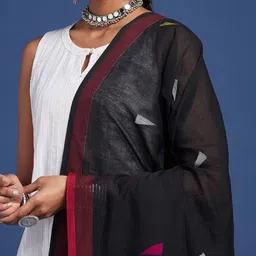 Taavi Geometric Woven Design Pure Cotton Dupatta image 2