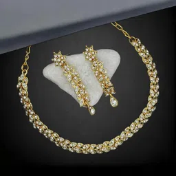 Women Click Artificial Stone-Studded Jewellery Set-picture-24