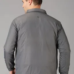 VROJASS Men Colourblocked Lightweight Puffer Jacket image 3