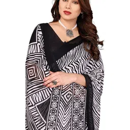 Moda Rapido Geometric Printed Saree with Unstitched Blouse Piece image 5