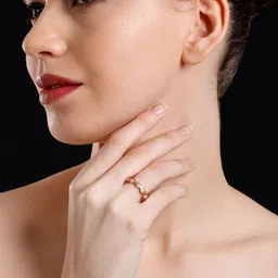 Klean & Care Women Rose Gold Plated Zigzag Band Finger Ring image 2