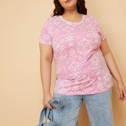 max Women T-shirt image 4