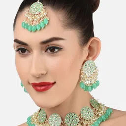 Zaveri Pearls Gold Plated & Green Kundan Studded Jewellery Set With Maaangtikka image 1