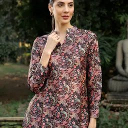 BEOM Printed Mandarin Collar Top With Trousers Co-Ords image 5