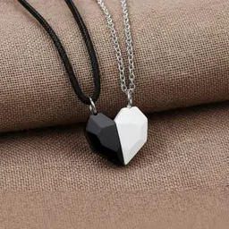 DressBerry Set Of 2 Silver-Plated Pendant Heart Shaped With Chain image 5