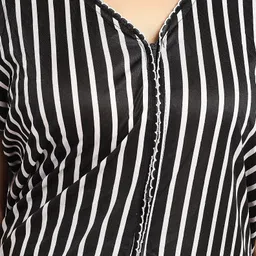 capasino Women Maternity/Nursing Nighty image 4