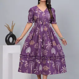 bst textiles Women Floral Print Cotton Rayon Anarkali Kurta-picture-43
