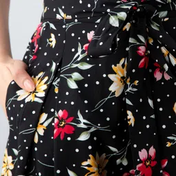 pretty loving thing Floral Print Women Multicolor Basic Shorts image 3