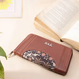 Women Casual Brown Jute Wallet-image-33