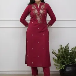 Fabinn Women Floral Embroidered Regular Kurta with Trousers & With Dupatta-picture-11