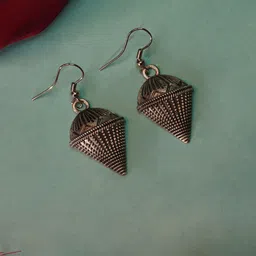 Niscka Contemporary Studs Earrings-picture-22