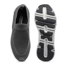 TRACER Men Textured Sneakers image 3