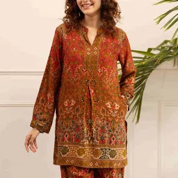 KALINI Ethnic Motifs Printed Mandarin Collar Straight Kurta With Palazzo image 2